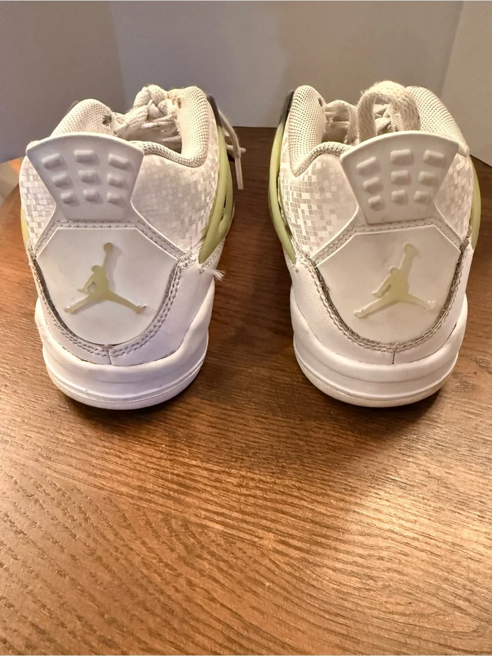 Air Jordan 4 Retro PS 'Light Lemon Twist'. Size 13c